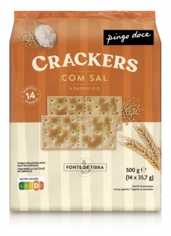 Bolachas Crackers com Sal na Superfície