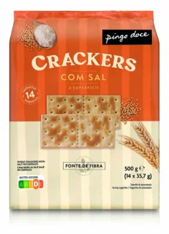 Bolachas Crackers com Sal na Superfície