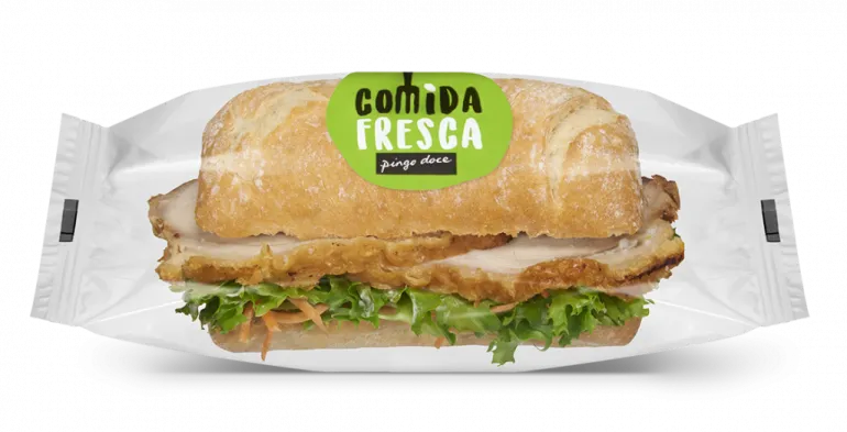 Sandes Saloia com Lombo e Salada Camponesa
